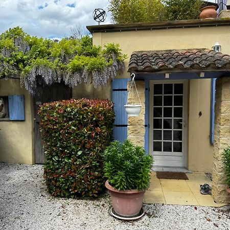 Mas Saint Antoine Apartment Rognonas Exterior photo