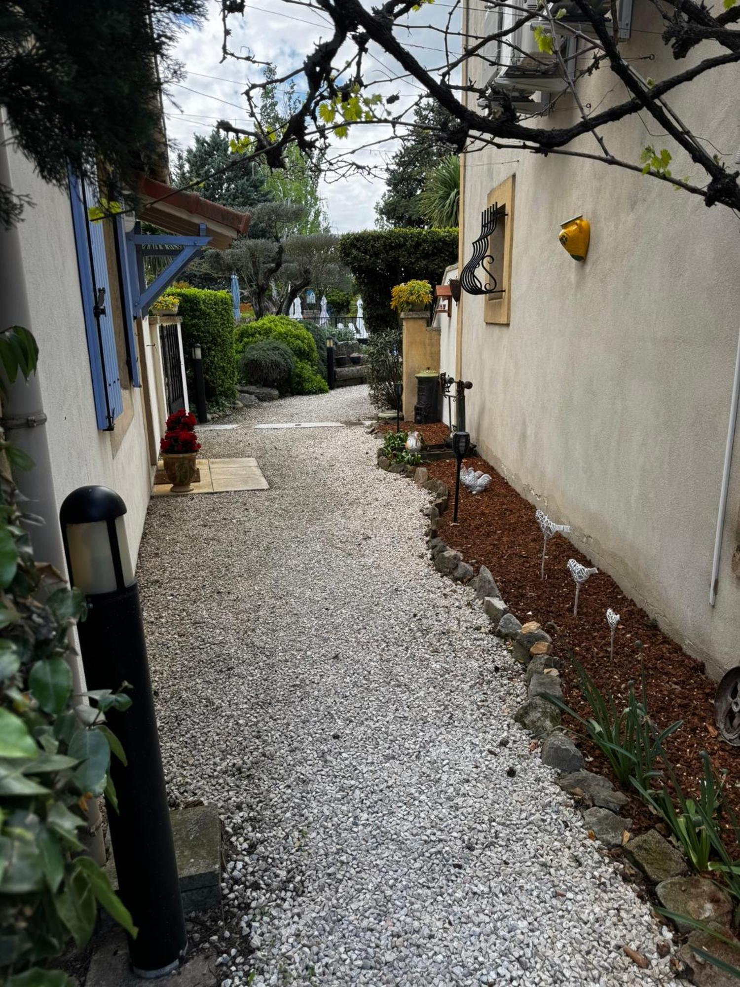 Mas Saint Antoine Apartment Rognonas Exterior photo