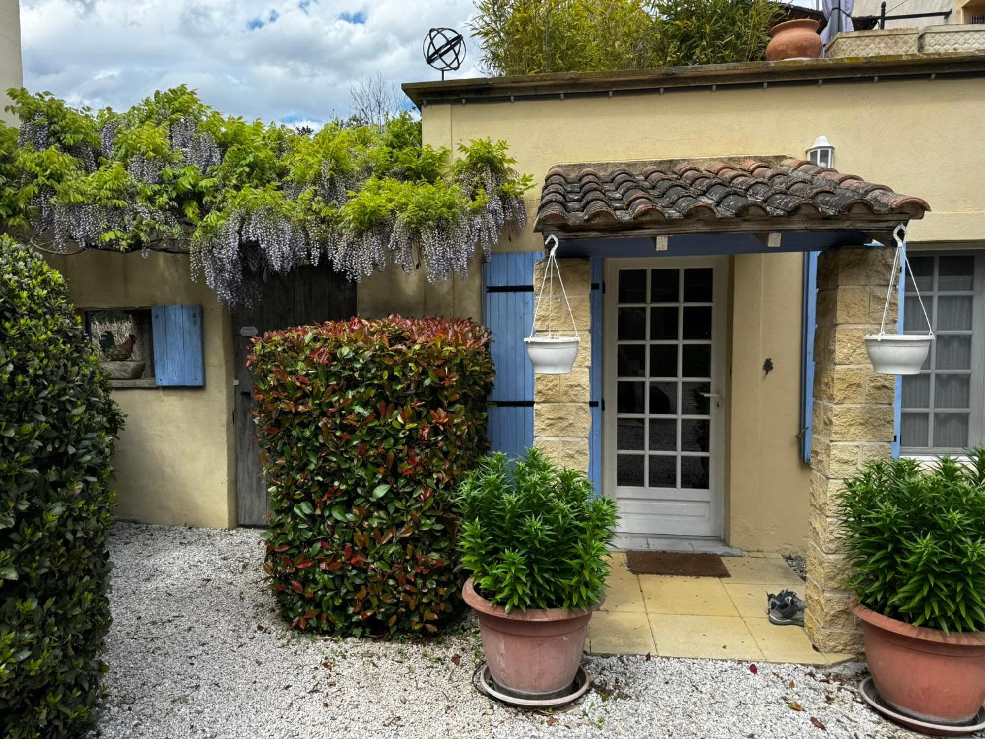 Mas Saint Antoine Apartment Rognonas Exterior photo